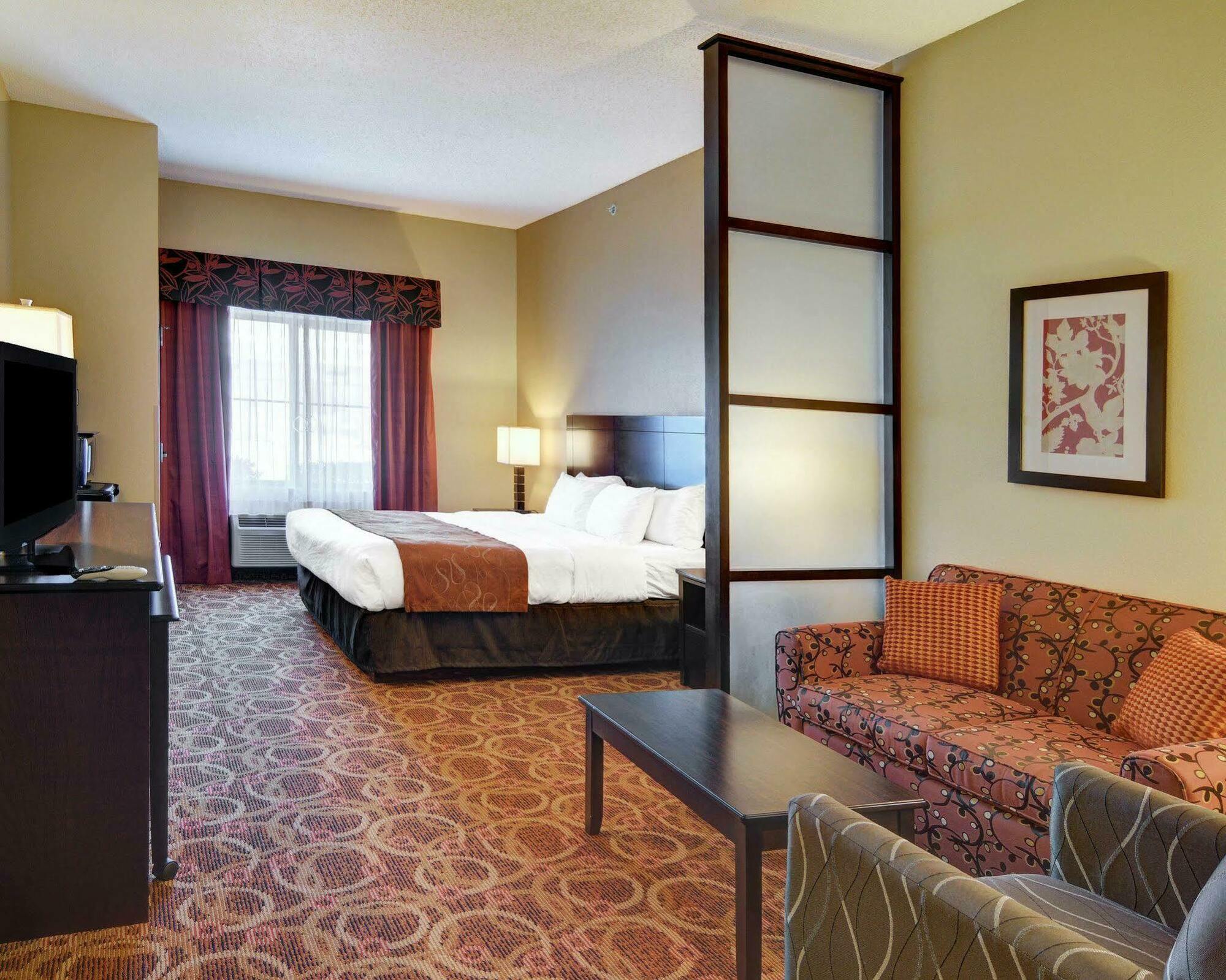 Comfort Suites Mckinney-Allen Exterior photo